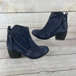 Diba True Joan E Womens Sz 7M Ankle Booties Blue Suede